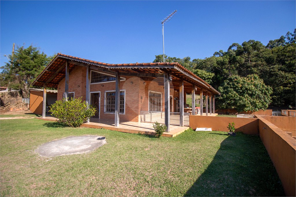 Chácara à venda com 3 quartos, sendo 2 suítes, em Parque Recreio Mirante, São Roque, SP