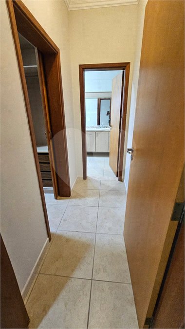 Casa para alugar com 4 quartos, sendo 2 suítes, no condomínio Portal de Itaici, Indaiatuba - SP