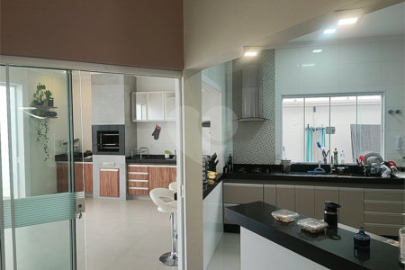 Casa à venda com 3 suítes em Jardim dos Flamboyants, Araraquara, SP