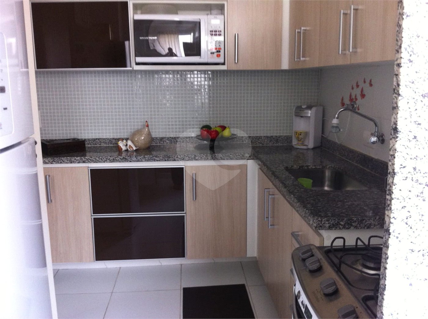 Casa à venda com 3 quartos, sendo 1 suíte, no condomínio Moradas do Horto, São Paulo - SP