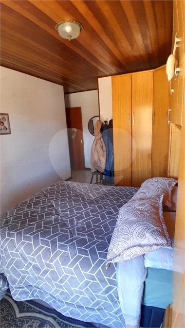 Sobrado à venda com 3 quartos, sendo 1 suíte, em Vila Isabela, Campos do Jordão, SP
