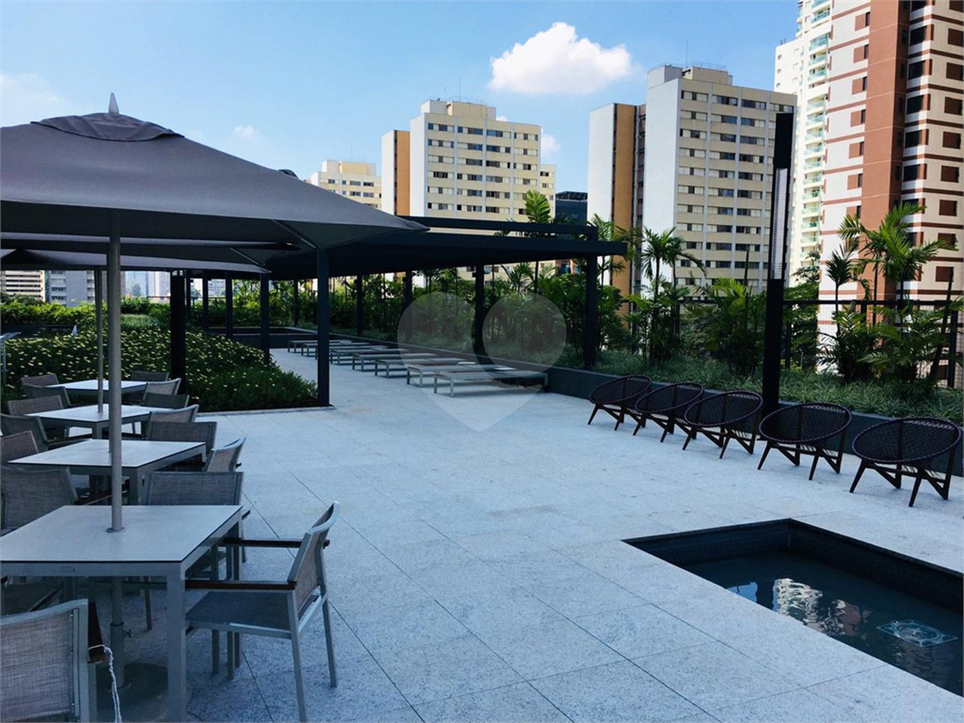 Apartamento à venda com 1 suíte em Chácara Santo Antônio, São Paulo, SP