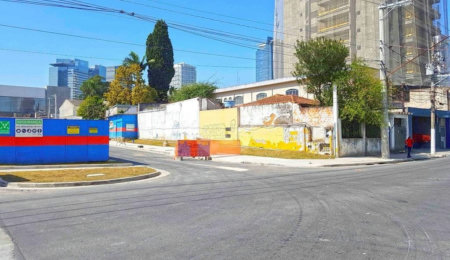 Terreno à venda com 1 quarto em Chácara Santo Antônio (zona Sul), São Paulo, SP