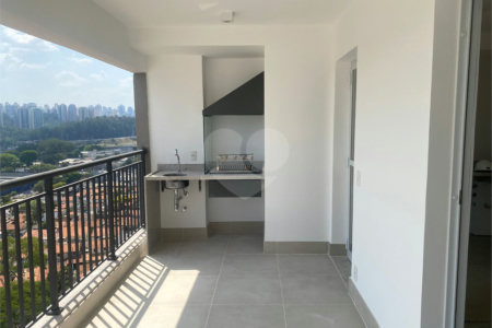 Apartamento à venda com 2 suítes em Santo Amaro, São Paulo, SP