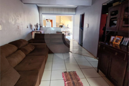 Casa à venda com 2 quartos, sendo 1 suíte, em Residencial Ponta Porã II, Ponta Porã, MS