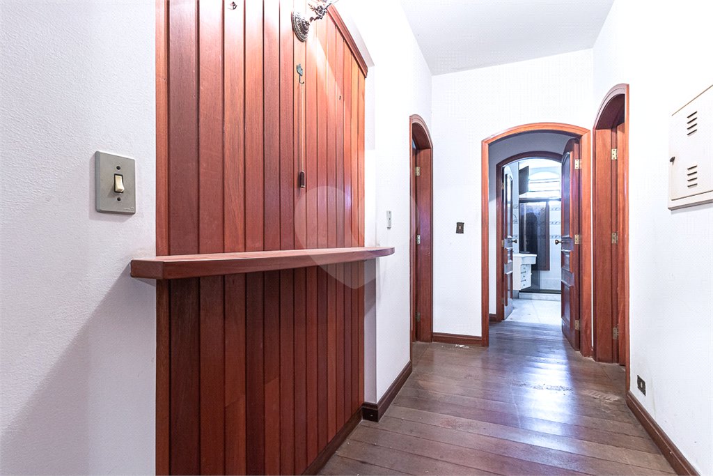 Casa Térrea à venda com 3 suítes em Jardim dos Estados, São Paulo, SP