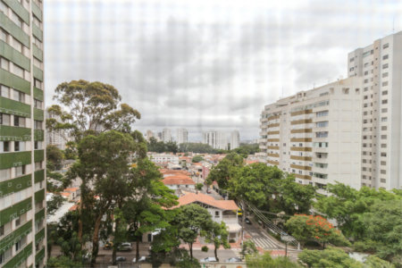 Apartamento à venda com 4 quartos, sendo 1 suíte, em Chácara Santo Antônio, São Paulo, SP
