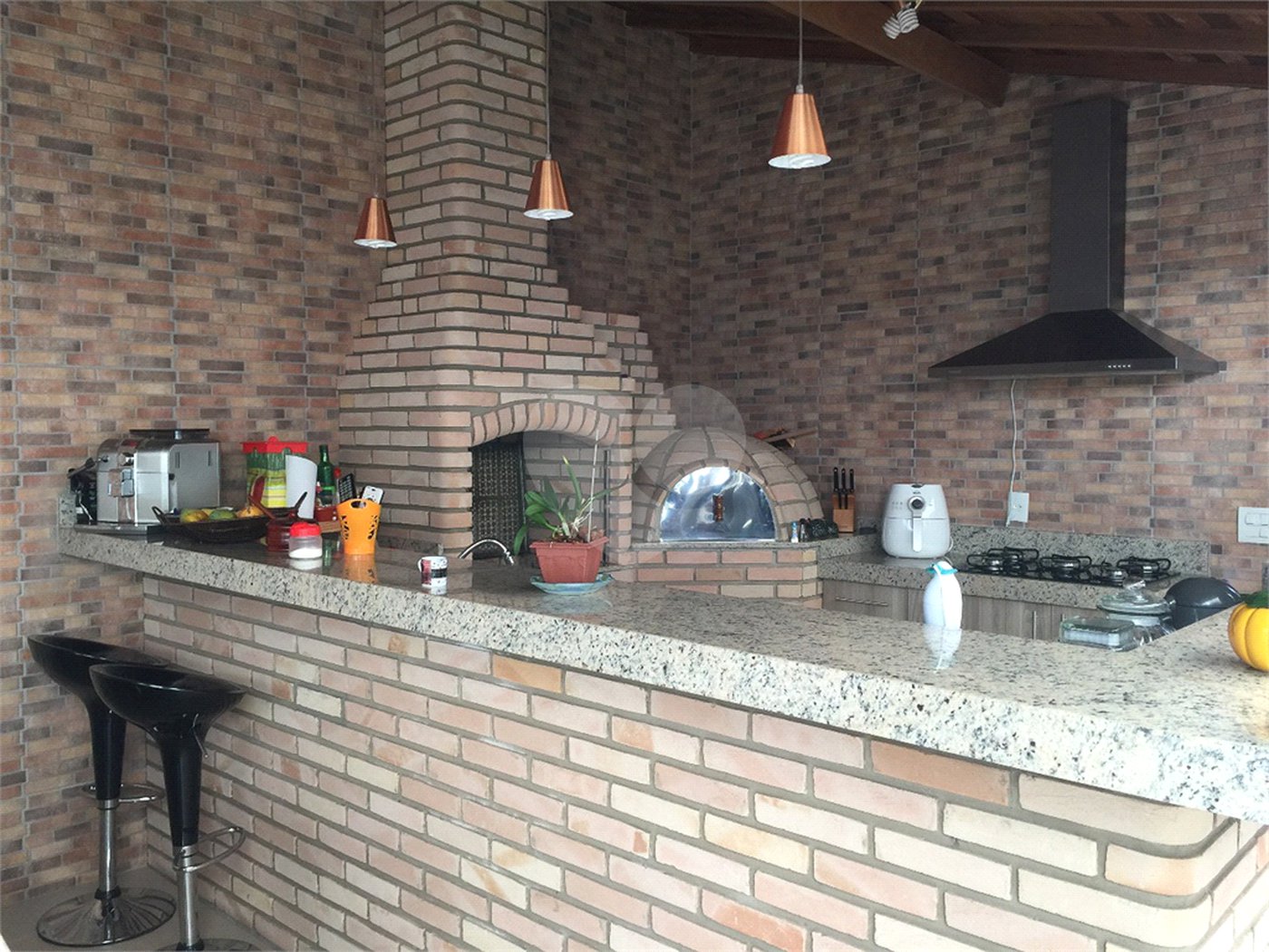 Casa à venda com 3 suítes no condomínio Lago da Serra, Araçoiaba da Serra - SP