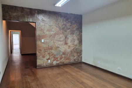 Sobrado à venda com 3 quartos em Moema, São Paulo, SP