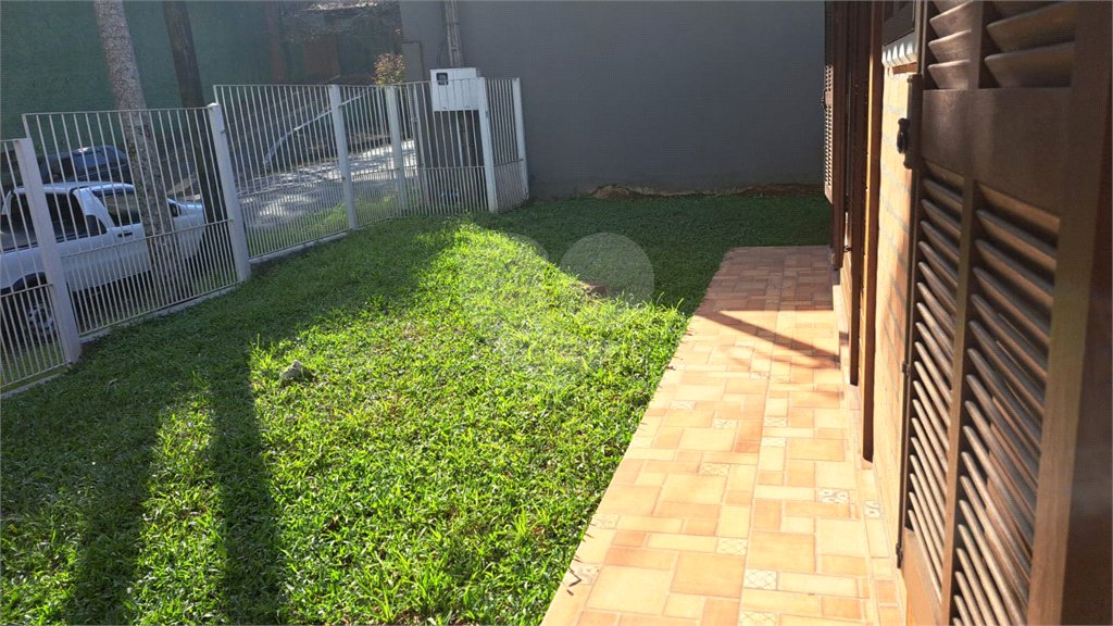 Casa à venda com 3 quartos, sendo 1 suíte, no condomínio Alpes da Cantareira, Mairiporã - SP