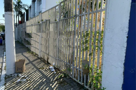 Casa à venda com 5 quartos, sendo 1 suíte, em Santana, São Paulo, SP