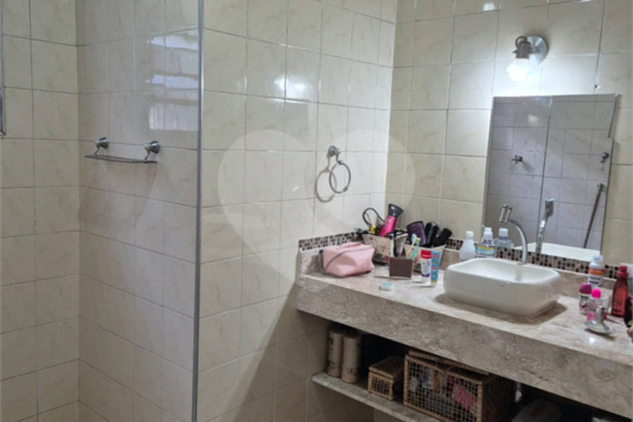 Casa à venda com 3 quartos, sendo 1 suíte, em Jabaquara, São Paulo, SP