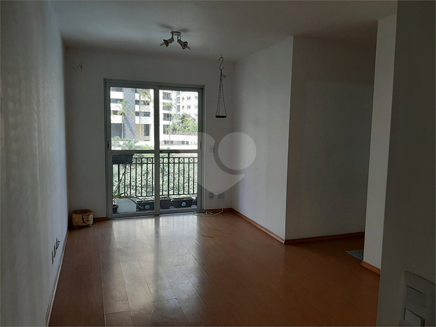 Apartamento à venda ou para alugar com 3 quartos, sendo 1 suíte,  em Vila Suzana, São Paulo, SP
