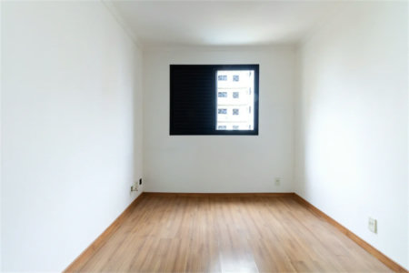 Apartamento à venda com 4 quartos, sendo 2 suítes,  em Vila Hamburguesa, São Paulo, SP