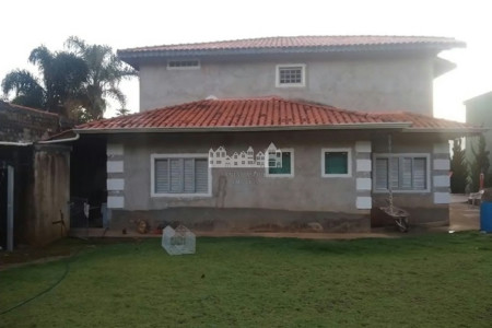 Chácara à venda ou locação no Jardim Estância Brasil – Atibaia/SP, com vista para a Pedra Grande