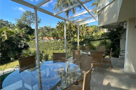 Casa à venda com 3 suítes no condomínio Fazenda Morumbi, São Paulo - SP