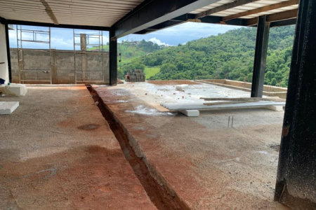Terreno à venda com 4 quartos, sendo 5 suítes,  no condomínio Quintas da Boa Vista, Atibaia - SP