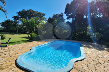 Casa à venda com 3 suítes em Bosque, Vinhedo, SP