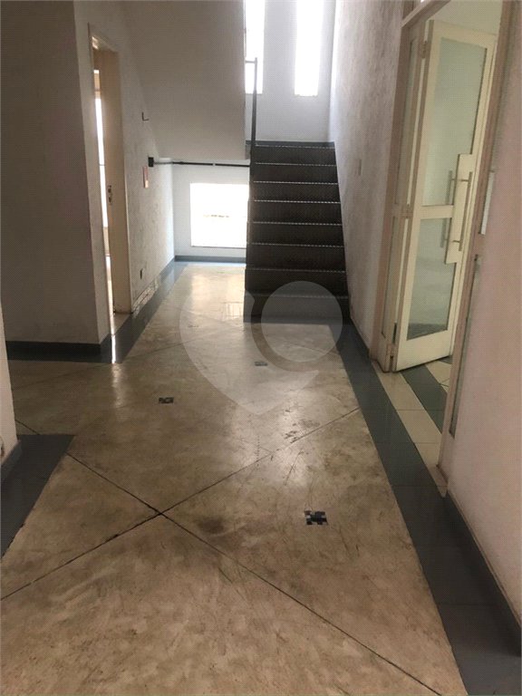 Sobrado à venda com 4 quartos, sendo 1 suíte, em Brooklin Velho, São Paulo, SP