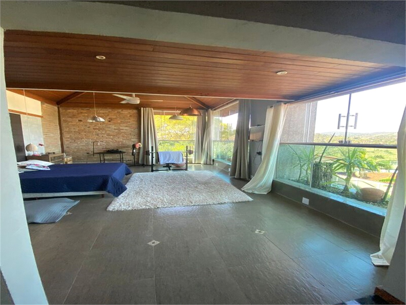 Casa à venda com 3 suítes em Taboão, São Roque, SP