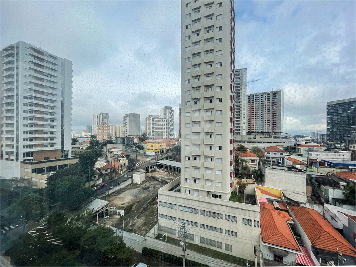 Apartamento à venda com 2 quartos, sendo 1 suíte, em Vila Dom Pedro I, São Paulo, SP