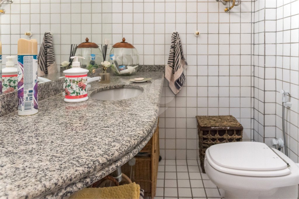Apartamento à venda com 3 quartos, sendo 1 suíte, em Tijuca, Rio de Janeiro, RJ