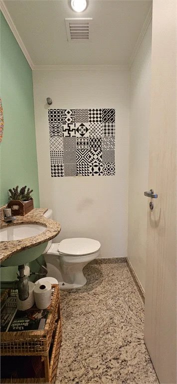 Apartamento à venda com 3 quartos, sendo 2 suítes, em Pinheiros, São Paulo, SP