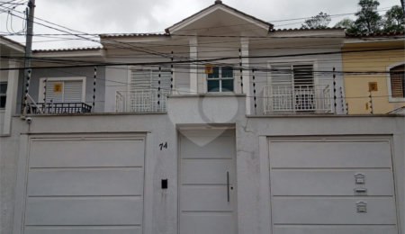 Sobrado à venda com 3 quartos, sendo 1 suíte,  em Horto, São Paulo, SP