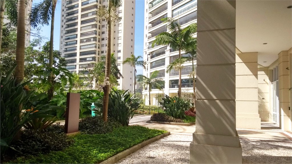 Apartamento à venda com 3 suítes em Jardim Marajoara, São Paulo, SP