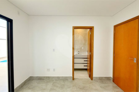 Casa à venda com 3 quartos, sendo 1 suíte,  no condomínio Jardim Piemonte, Indaiatuba - SP