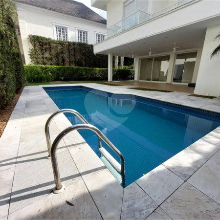 Casa à venda com 4 suítes no condomínio Residencial Morumbi, São Paulo - SP