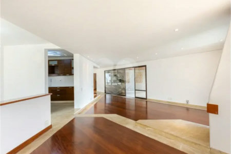 Apartamento à venda ou para alugar com 3 suítes em Real Parque, São Paulo, SP