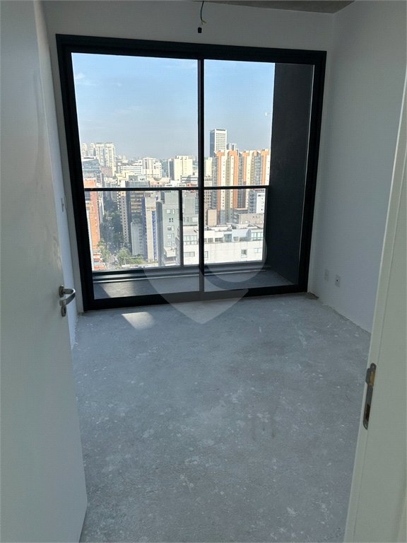 Apartamento à venda com 3 suítes em Vila Olímpia, São Paulo, SP