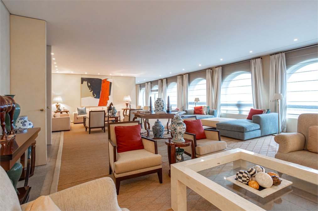 Apartamento à venda com 4 suítes em Jardim Paulistano, São Paulo, SP