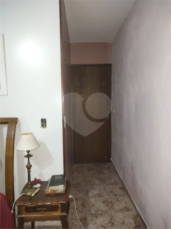 Sobrado à venda com 4 quartos, sendo 1 suíte, em Horto, São Paulo, SP