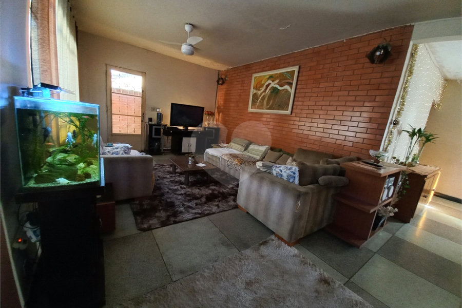 Casa à venda com 6 quartos, sendo 2 suítes, no Brasilândia, São Paulo, SP