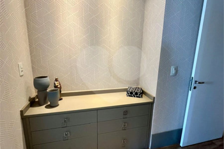 Apartamento à venda com 4 quartos, sendo 3 suítes, em Morumbi, São Paulo, SP