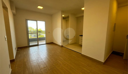 Apartamento à venda com 2 quartos, sendo 1 suíte,  em Vila Aparecida, Itapetininga, SP