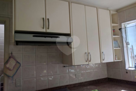 Sobrado à venda ou para alugar com 5 quartos, sendo 3 suítes, em Jardim Marajoara, São Paulo, SP