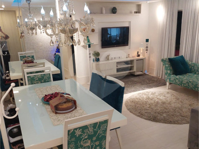 Apartamento à venda com 2 quartos, sendo 1 suíte,  em Morumbi, São Paulo, SP