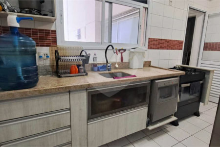 Apartamento à Venda no Campo Belo com 123m², 2 Suítes, Churrasqueira e 2 Vagas