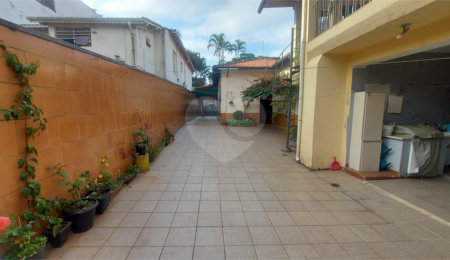 Casa à venda com 5 quartos, sendo 1 suíte, em Cidade Vargas, São Paulo, SP