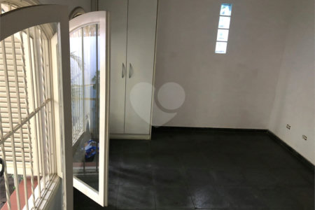 Casa Térrea à venda com 4 quartos, sendo 2 suítes, em Jardim das Bandeiras, São Paulo, SP