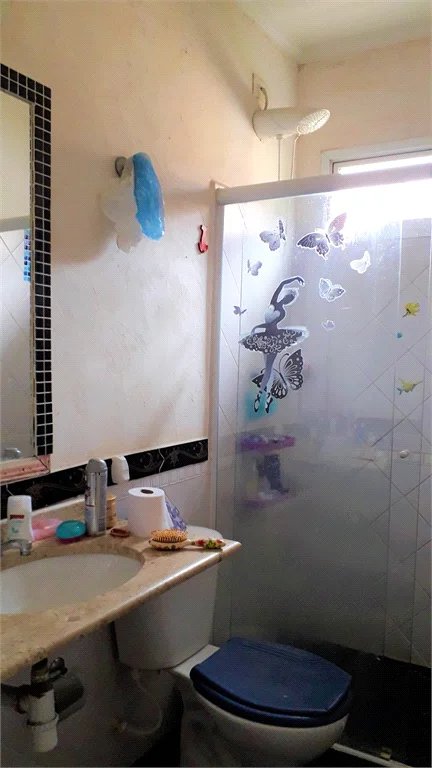 Casa à venda com 3 quartos, sendo 1 suíte,  no condomínio Jardim das Palmas, São Paulo - SP
