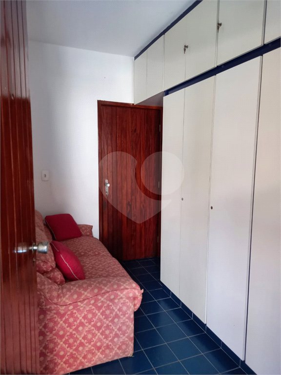 Casa à venda com 5 quartos, sendo 4 suítes, em Jardim São Bento, São Paulo, SP