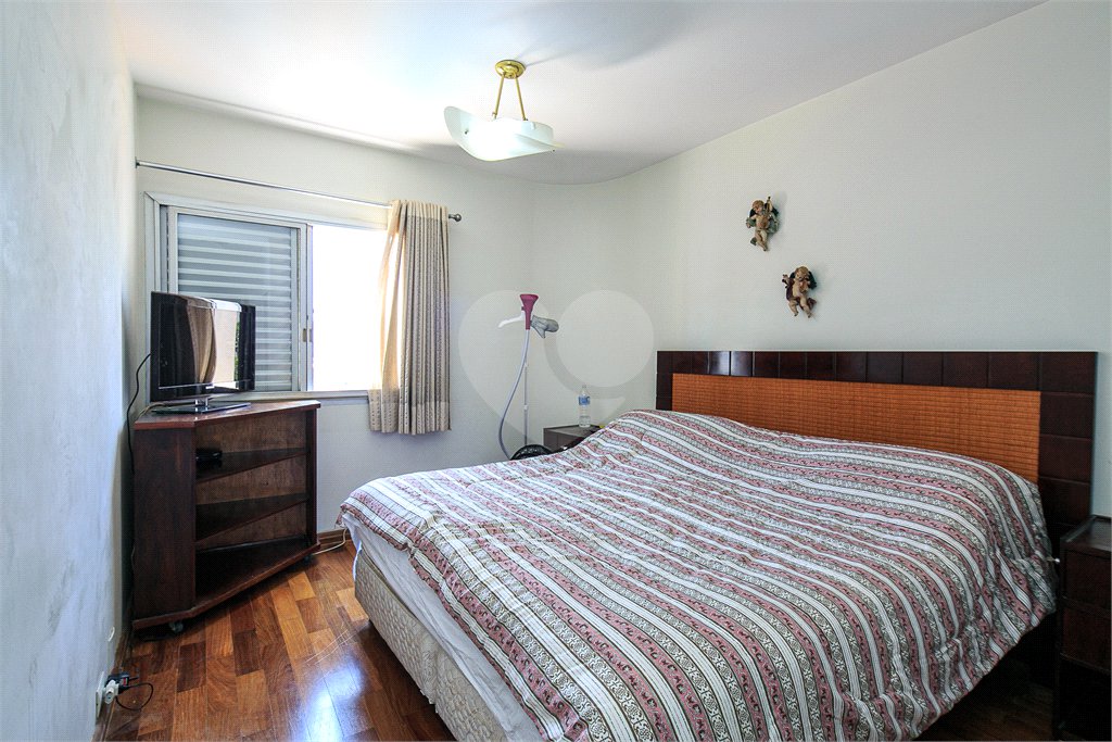 Apartamento à venda com 3 quartos, sendo 1 suíte, em Chácara Santo Antônio, São Paulo, SP