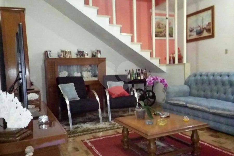 Sobrado à venda com 4 quartos em Vila Guilherme, São Paulo, SP