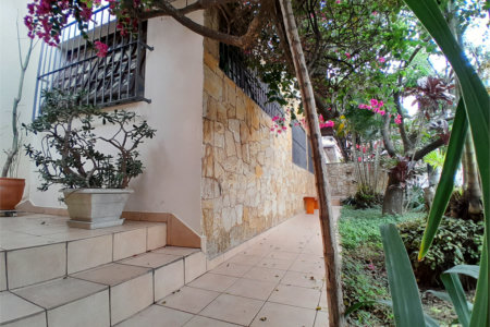 Casa Térrea à venda com 4 quartos, sendo 1 suíte, em Parque Continental, São Paulo, SP