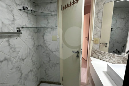 Apartamento à venda com 4 quartos, sendo 1 suíte, em Anchieta, São Bernardo do Campo, SP