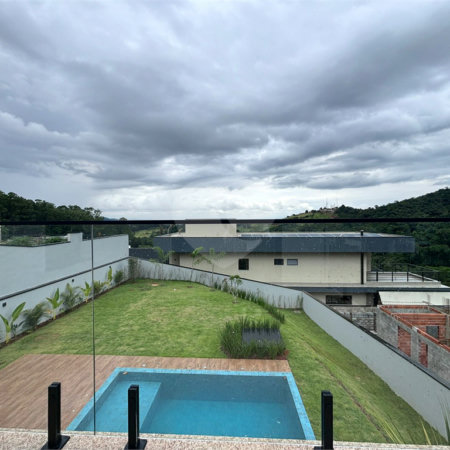 Terreno à venda com 3 suítes no condomínio Quintas da Boa Vista, Atibaia - SP